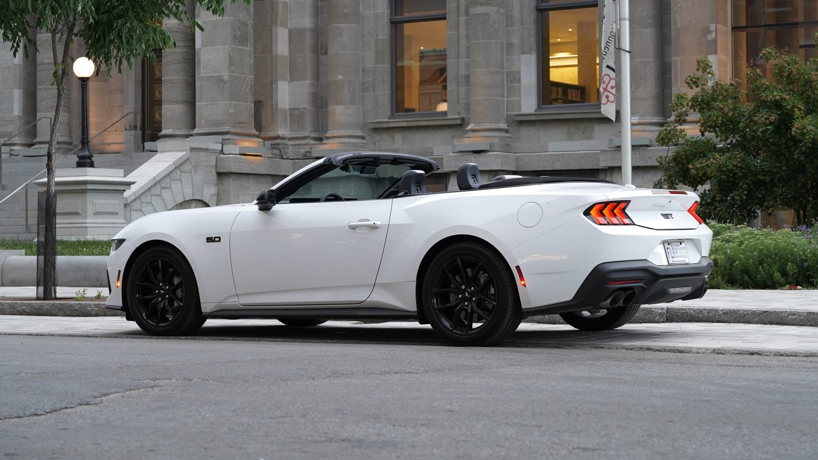 FORD Mustang GT