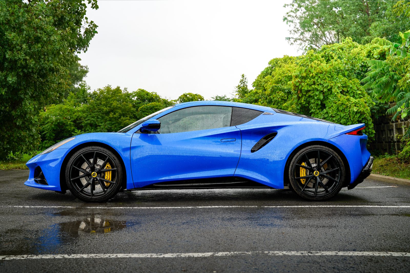Lotus Emira