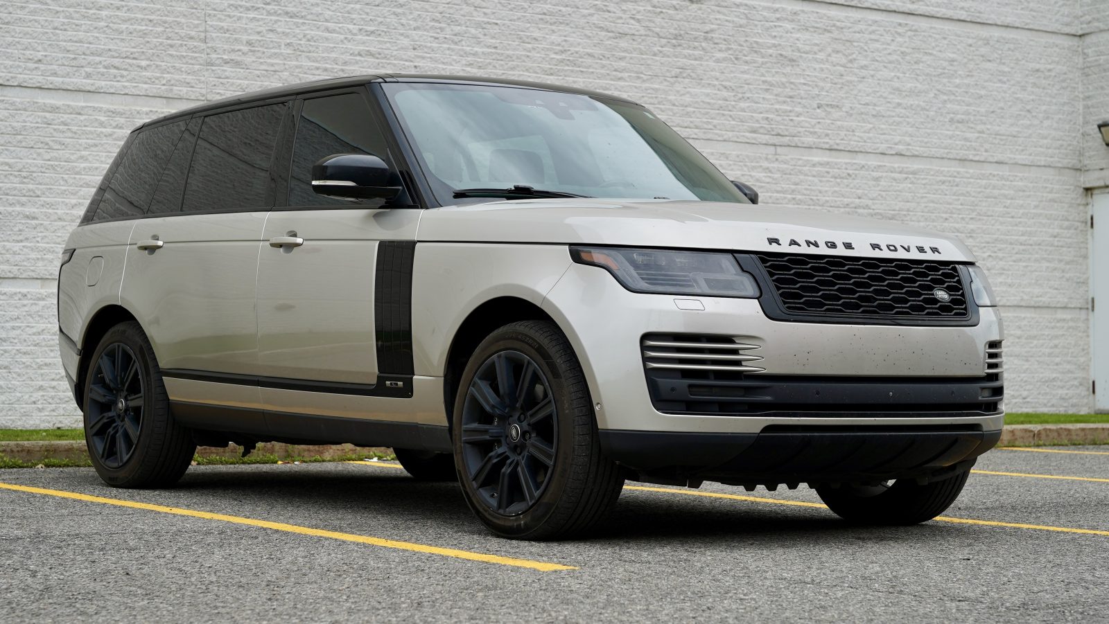 RANGE ROVER Autobiography