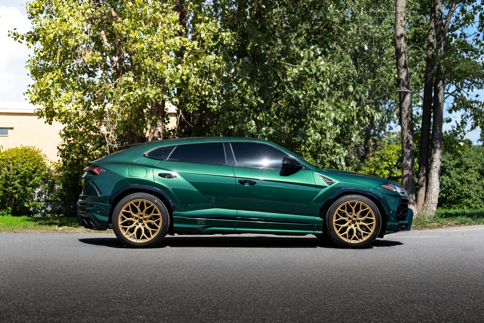LAMBORGHINI Urus