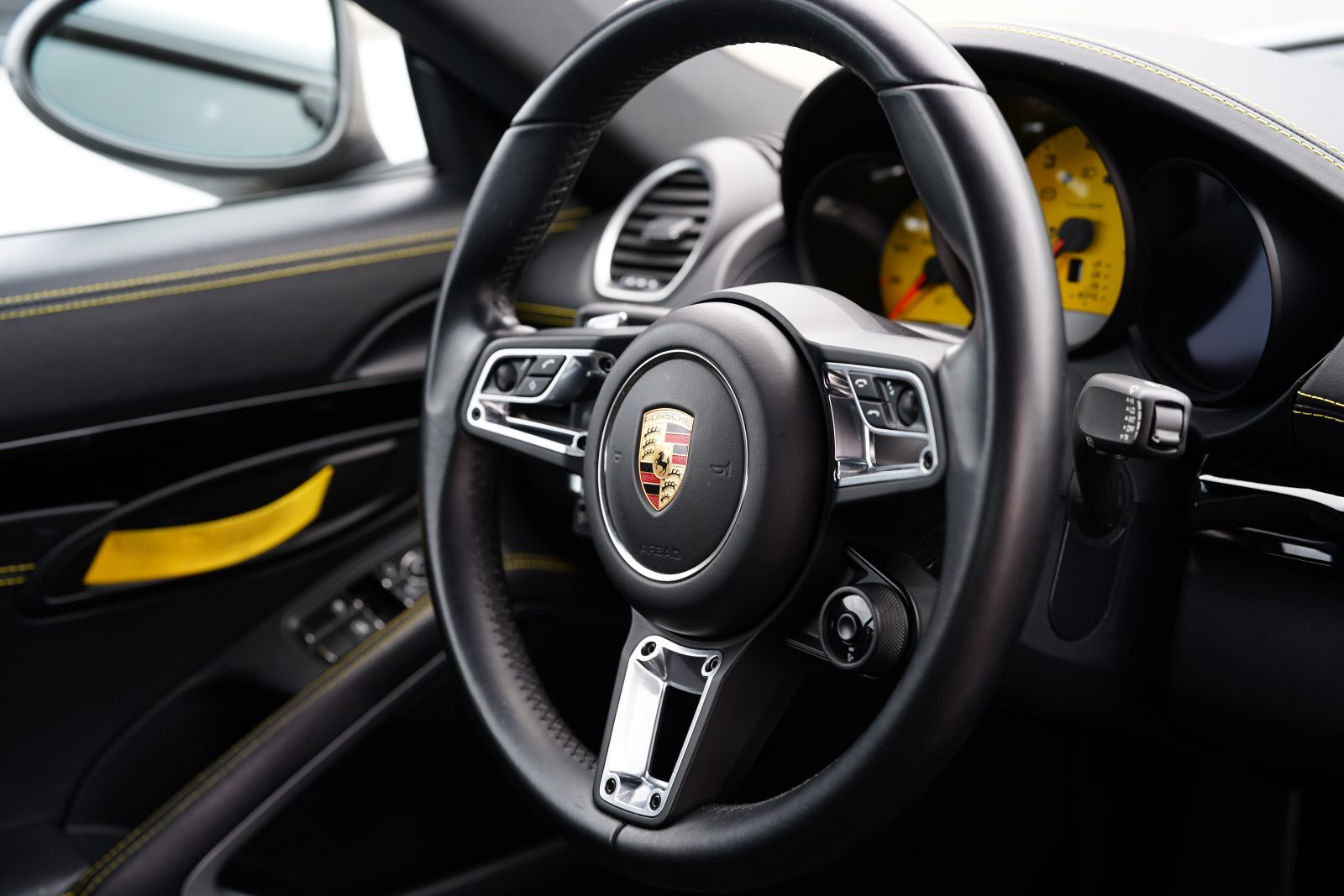 Porsche  Cayman T