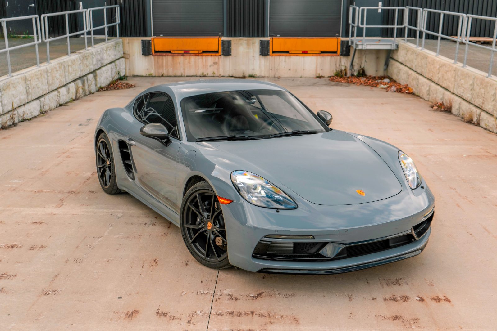 Porsche  Cayman T