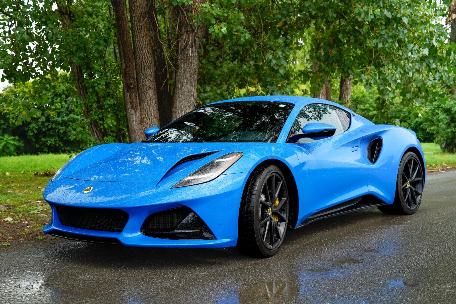 Lotus Emira