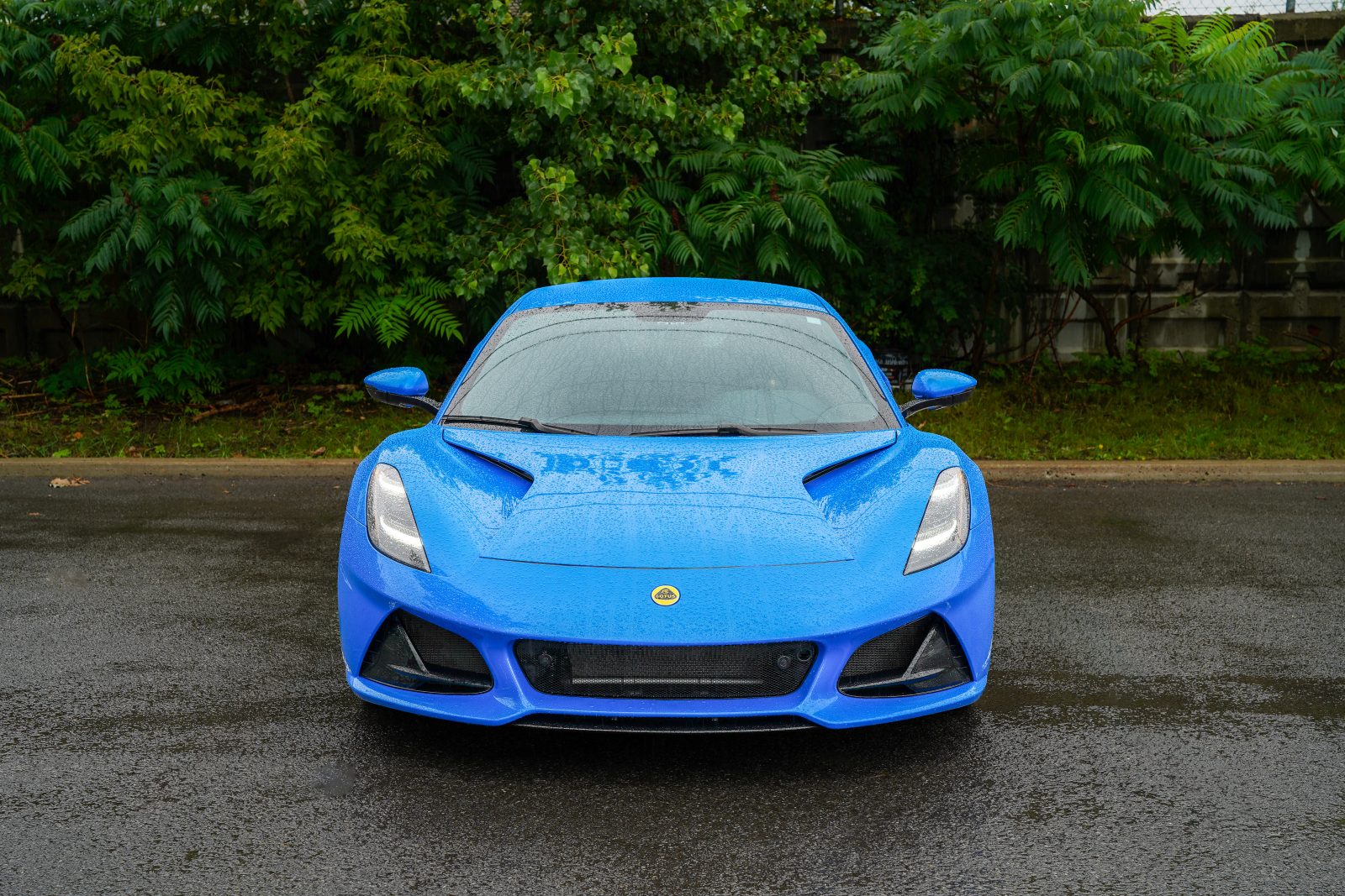 Lotus Emira