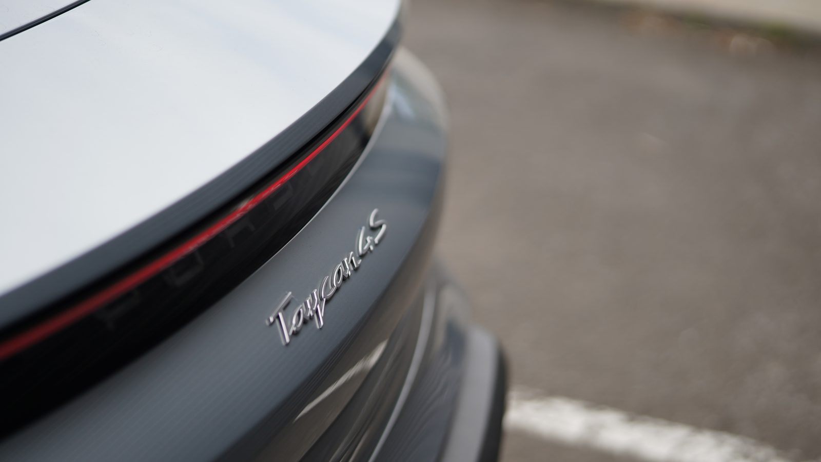 Porsche Taycan 4S