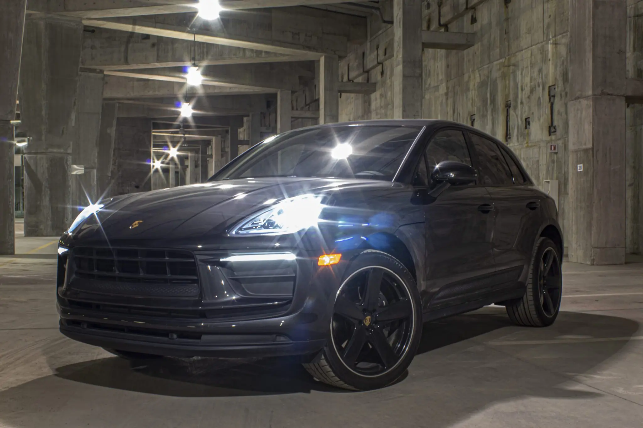 PORSCHE Macan